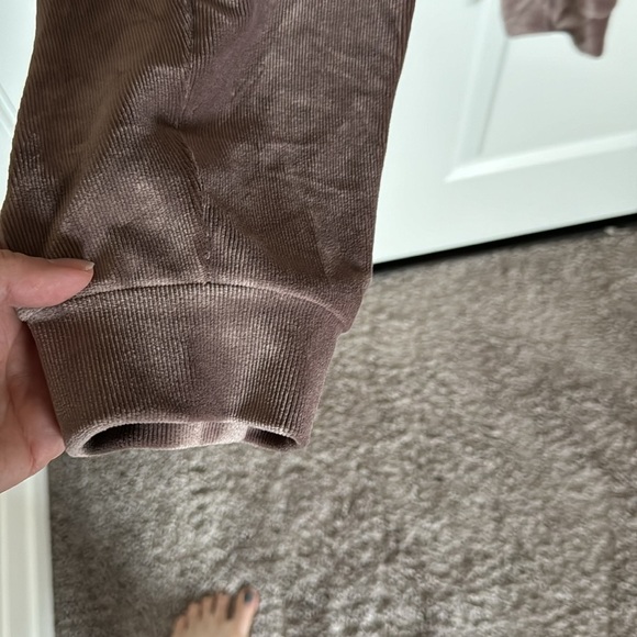 Beige corduroy jogger, Zella size medium - Picture 3 of 4